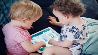 the-ultimate-guide:-10-must-have-technological-tools-for-your-child’s-education